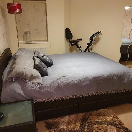 Beautiful Ensuite Room Веллингборо Экстерьер фото